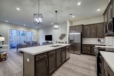 2324 Warhol Way, Houston, TX 77091 - photo 4