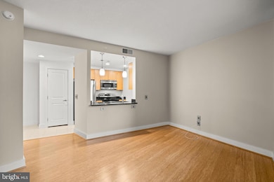 The Odyssey Condominiums unit 813, Arlington, VA 22201 - photo 6