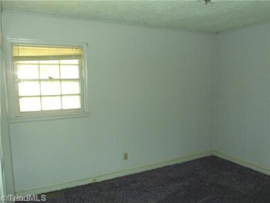 2274 Lambert Dr, Asheboro, NC 27205 - photo 7