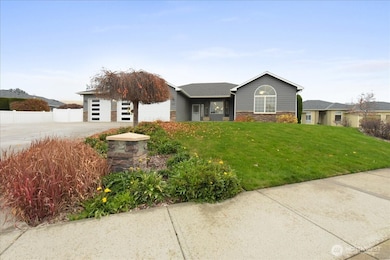 154 Springhill Dr, East Wenatchee, WA 98802 - photo 2