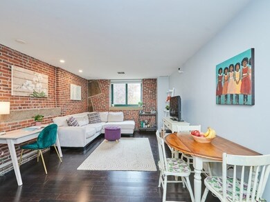 Parris Landing unit 2312, Charlestown, MA 02129 - photo 2