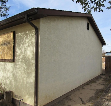 1121 Catalpa St, Pueblo, CO 81001 - photo 3