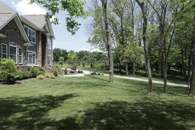 1008 Forrest Ct, Versailles, KY 40383 - photo 3