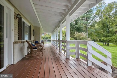 6691 Maxwell Ave, Warrenton, VA 20187 - photo 2