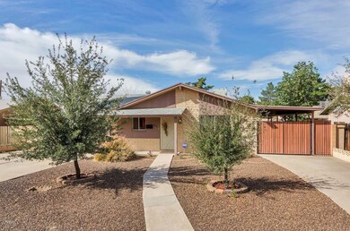 4110 N 85th Ave-large-002-17-Front Exter