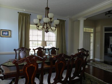 Dining room (2)