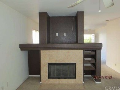 Living room & fireplace