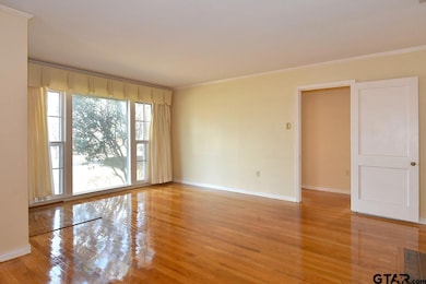 1927 S Wiley Ave, Tyler, TX 75701 - photo 7