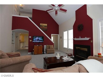 Den/Family/Great Room - 2 Story Great Room