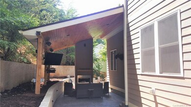 Craftsman style covered patio.