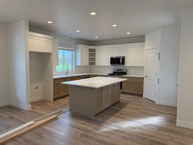 3827 W 50 S unit 431, Clearfield, UT 84015 - photo 4