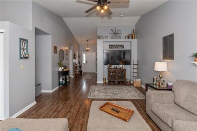 826 Fieldstone Dr, Franklin, IN 46131 - photo 5