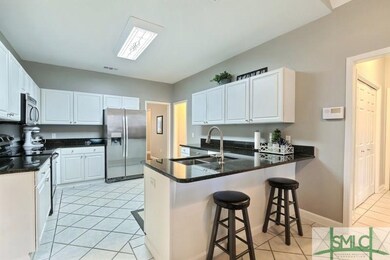 111 Farringdon Cir, Savannah, GA 31410 - photo 5