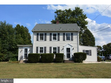 1525 Hilltop Rd, Leesport, PA 19533 - photo 2