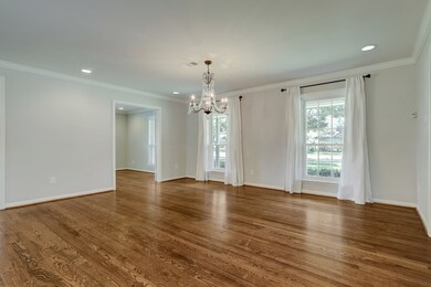 5215 Stillbrooke Dr, Houston, TX 77035 - photo 4