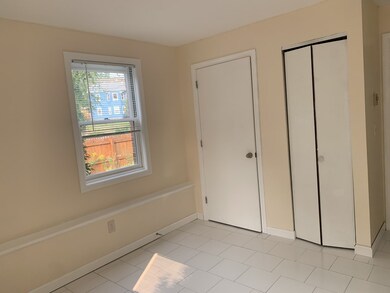 60 Chapin St unit B, Holyoke, MA 01040 - photo 5