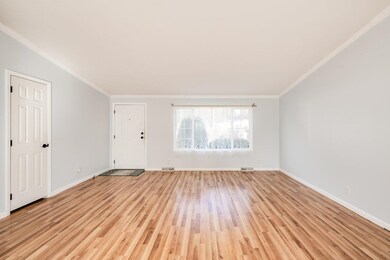 45 Seneca St, Rochester, NH 03867 - photo 6