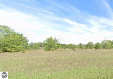 Unit 4 North St, Thompsonville, MI 49683 - photo 4