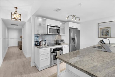 185 SW 7th St unit 1901, Miami, FL 33130 - photo 4