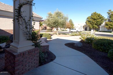 FRONT ENTRY WALKWAY