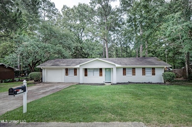 Front 311 Danbar St