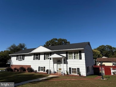 750 215th St, Pasadena, MD 21122 - photo 4