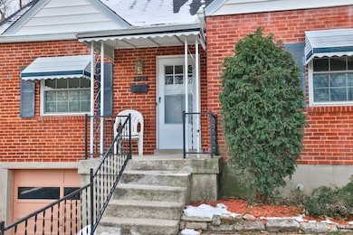 4425 Clifford Rd, Cincinnati, OH 45236 - photo 3