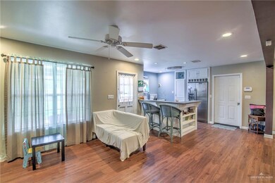 1015 Stone St, Weslaco, TX 78596 - photo 5