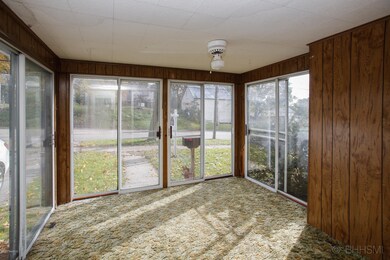 708 S Marshall Ave, Marshall, MI 49068 - photo 7