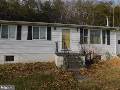 11848 W Virginia 259, Mathias, WV 26812 - photo 2