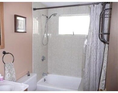 36 Sears St unit 2L, Revere, MA 02151 - photo 5