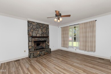 712 W J St, Erwin, NC 28339 - photo 5