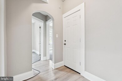 2810 Montebello Terrace unit 2, Baltimore, MD 21214 - photo 2