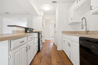 3021 Dupree St, Irving, TX 75062 - photo 7