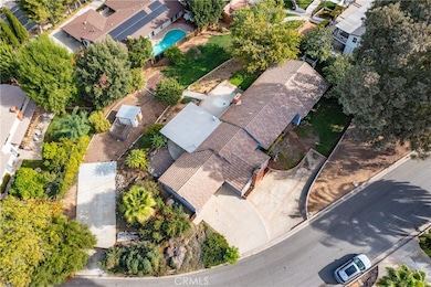 1427 Elizabeth Crest Dr, Redlands, CA 92373 - photo 2