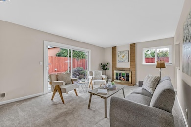 32778 Sumac St, Union City, CA 94587 - photo 4