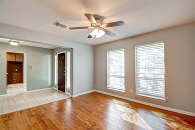 2114 Grand Brook Ct, Richmond, TX 77469 - photo 3