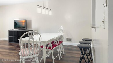 22 Alameda Ct, Eatontown, NJ 07724 - photo 6