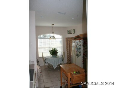 Eat-in Area in Kitchen