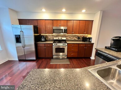 262 Leedom Way unit 97, Newtown, PA 18940 - photo 5