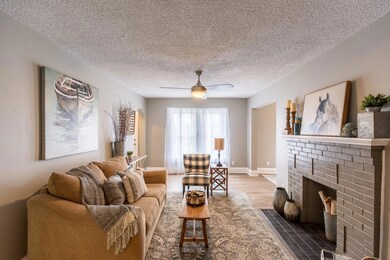 703 E Market St, Johnson City, TN 37601 - photo 4