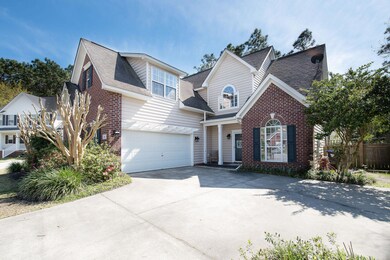 30 Muirfield Front Photo 2