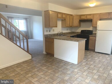 649 Glynlee Ct, Reisterstown, MD 21136 - photo 6