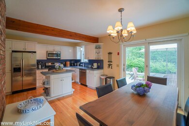 11 High Meadow Ln, Oak Bluffs, MA 02557 - photo 7