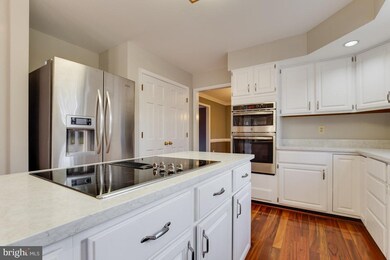 12700 Cobblestone Ct, Manassas, VA 20112 - photo 5