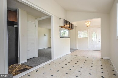 6324 Patterson St, Riverdale, MD 20737 - photo 6