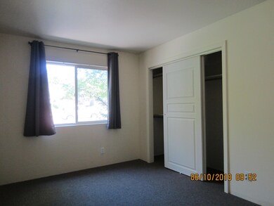 2418 Vine Ave, Klamath Falls, OR 97601 - photo 6