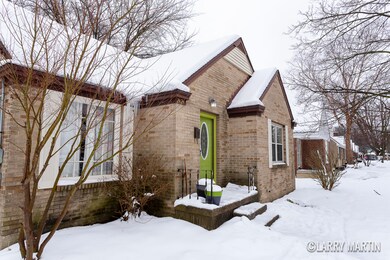 2424 Marshall Ave SE_9
