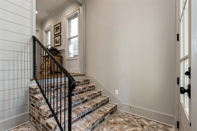 715 E 10th St, Houston, TX 77008 - photo 6