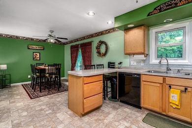 10 West Ave unit D, Webster, MA 01570 - photo 5